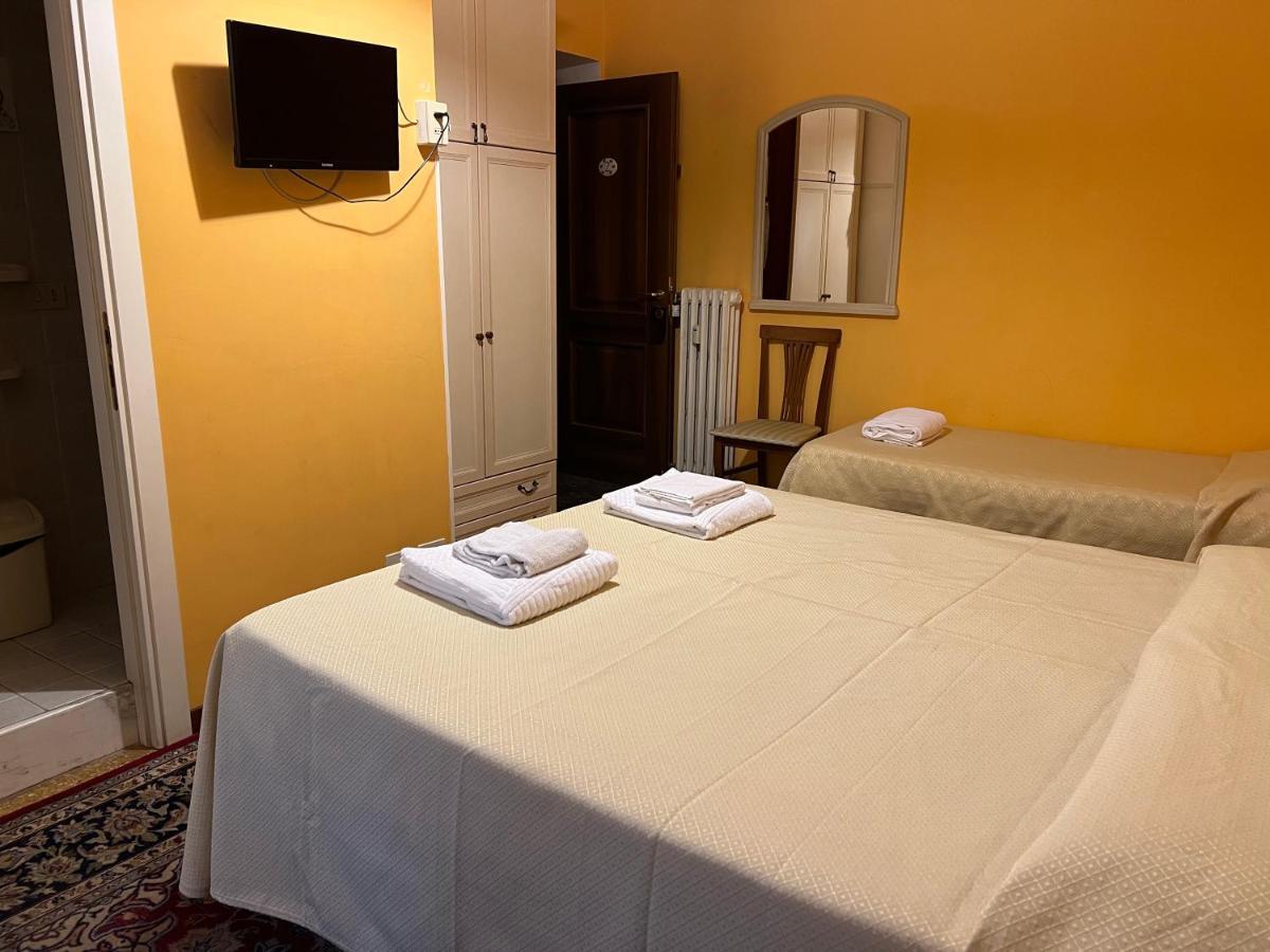 B&B San Michele A Porta Pia Рим Экстерьер фото