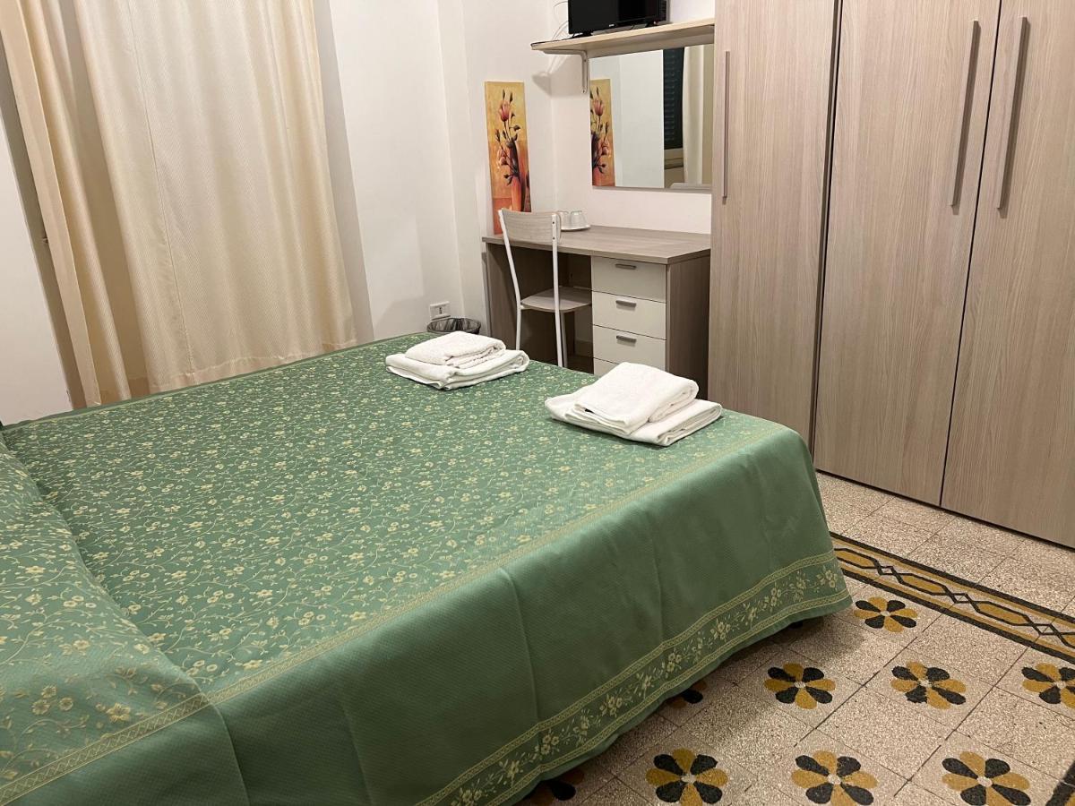B&B San Michele A Porta Pia Рим Экстерьер фото