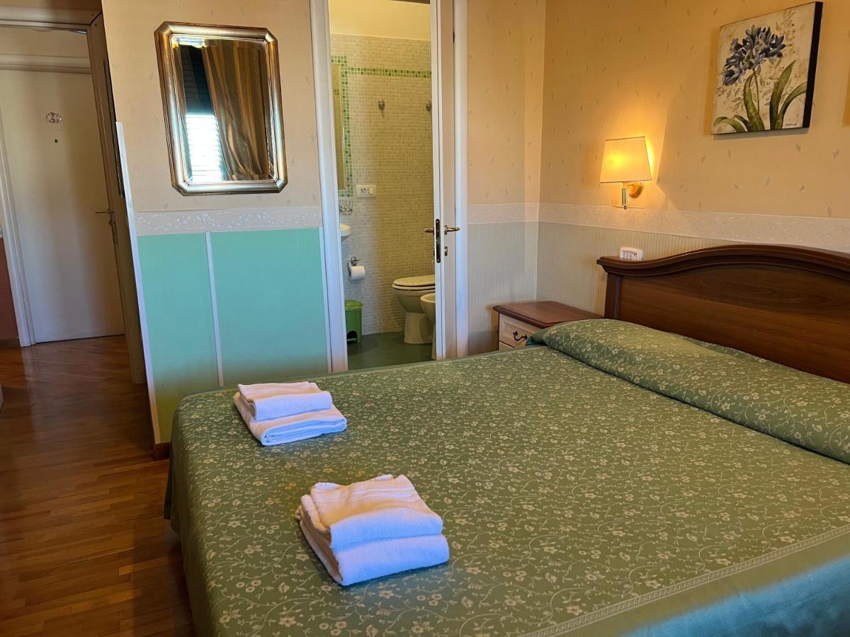 B&B San Michele A Porta Pia Рим Экстерьер фото