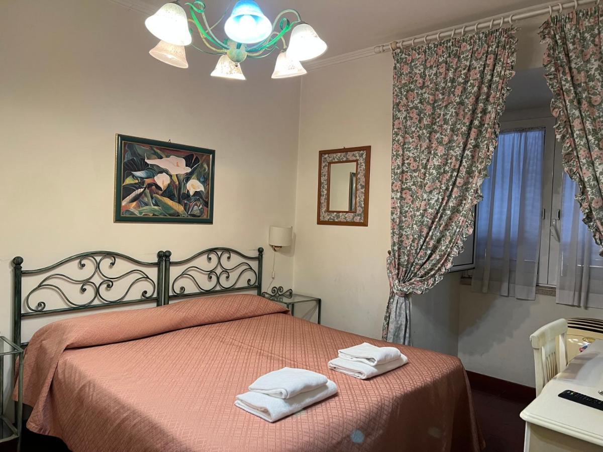 B&B San Michele A Porta Pia Рим Экстерьер фото