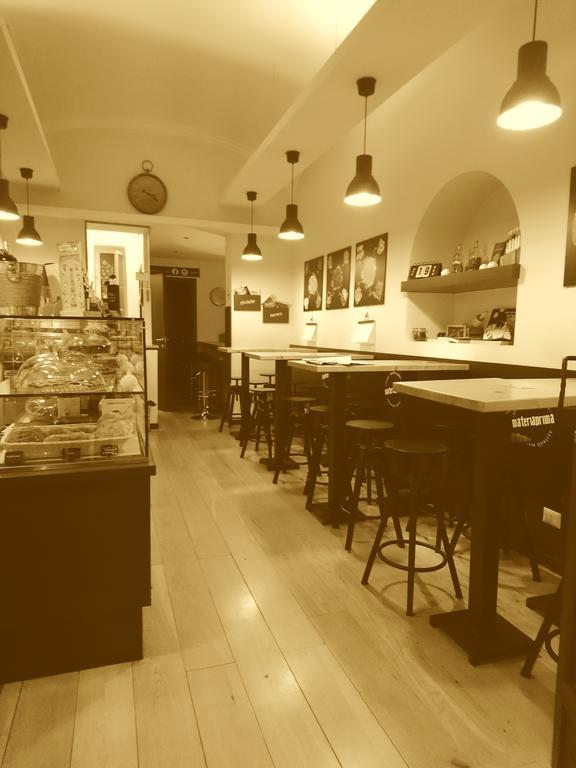 B&B San Michele A Porta Pia Рим Экстерьер фото