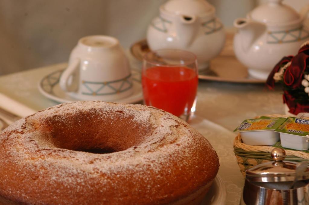B&B San Michele A Porta Pia Рим Экстерьер фото