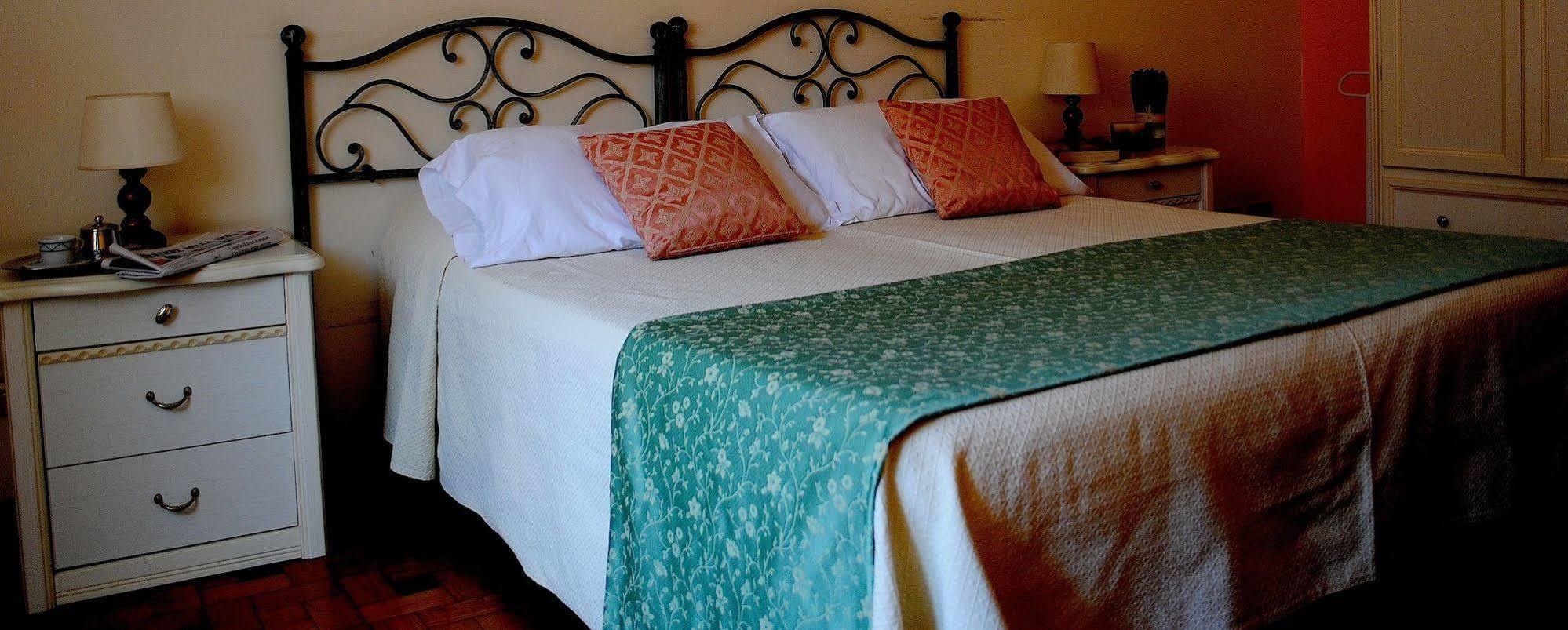 B&B San Michele A Porta Pia Рим Экстерьер фото